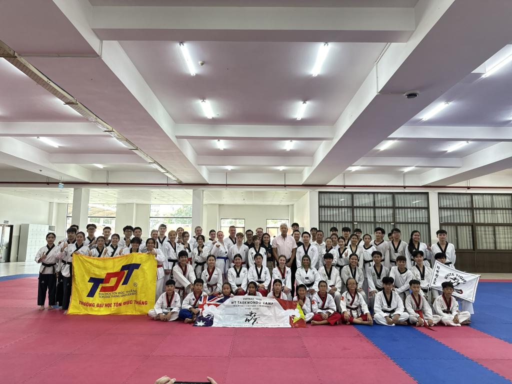 giao-luu-taekwondo-TDTU-Australia