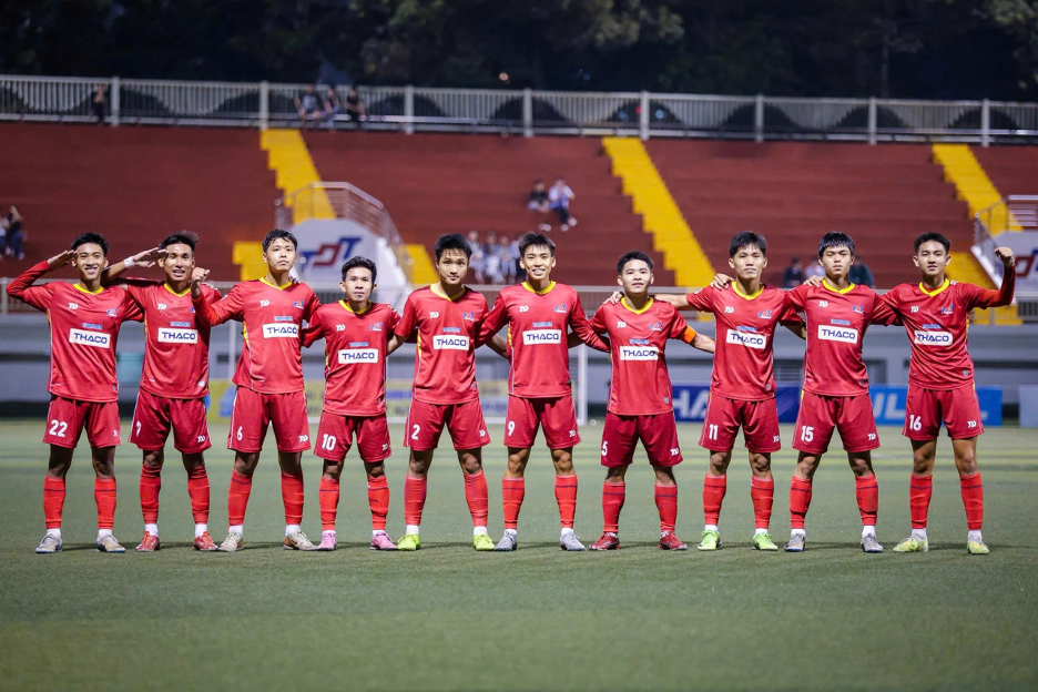 Bong-da-nam-TDTU-2026