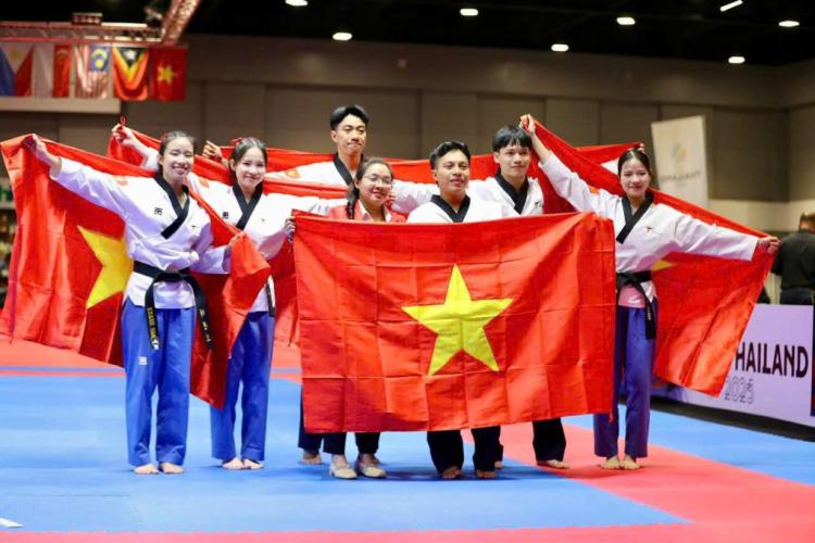 Kim-Ha-Kim-Uyen-Taekwondo-SEA-Games-33-Vietnam